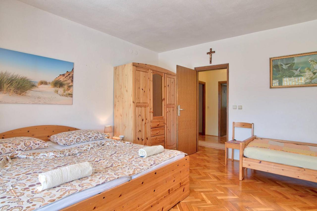 Apartments Tara Медулин Екстериор снимка