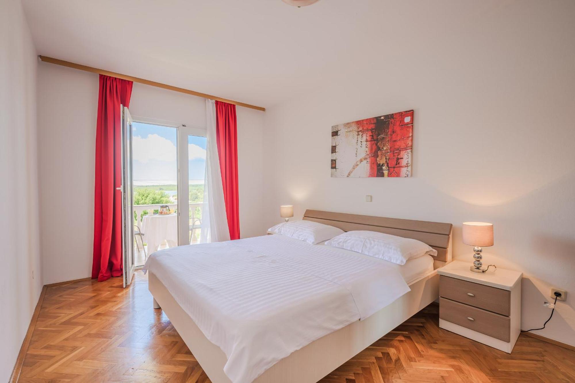 Apartments Tara Медулин Екстериор снимка